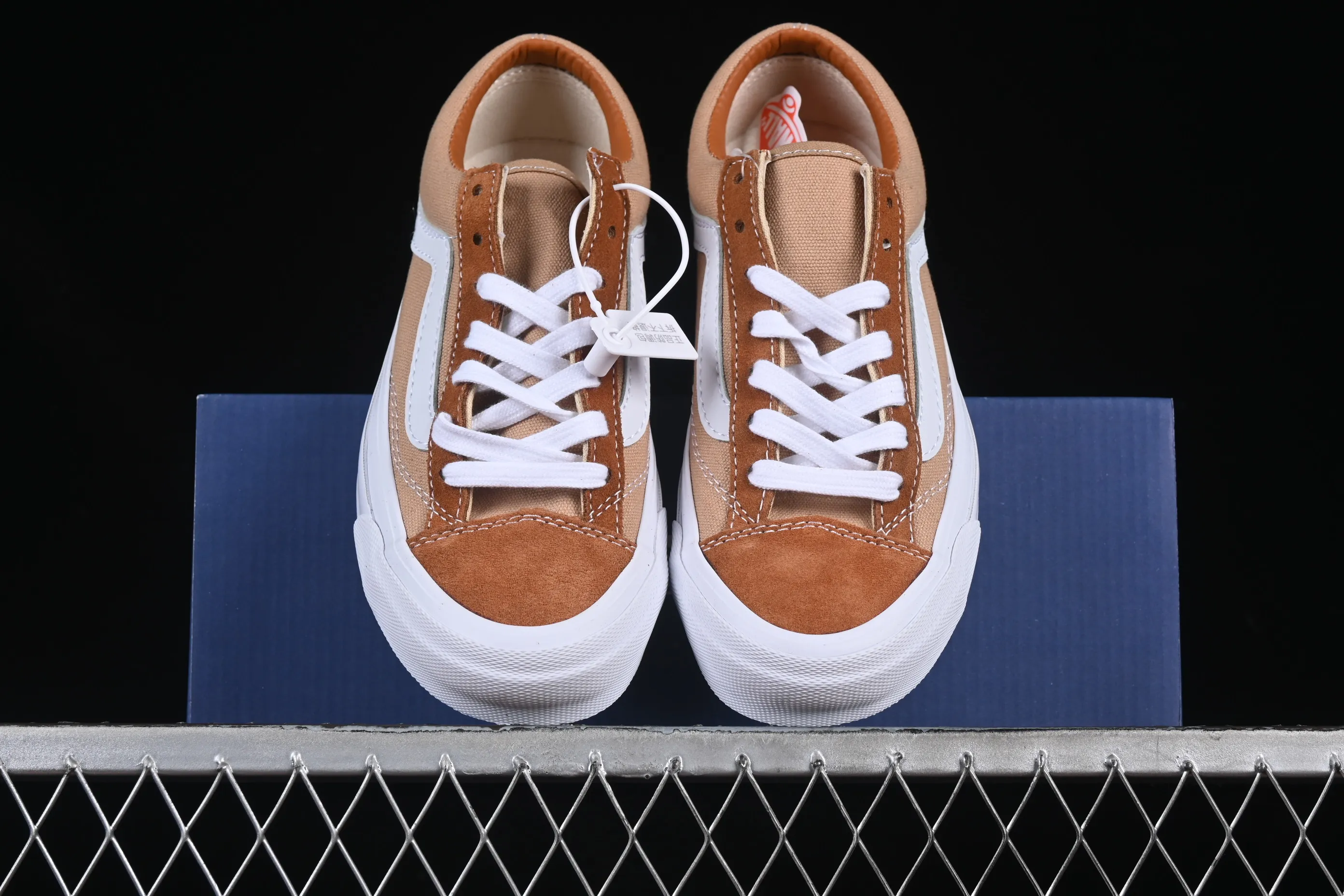 All categories Vans Vans series Vans Low Vans low-top Vans Old Skool 36 Vans high-end branch low-top retro casual sneakers VN000D57TBR